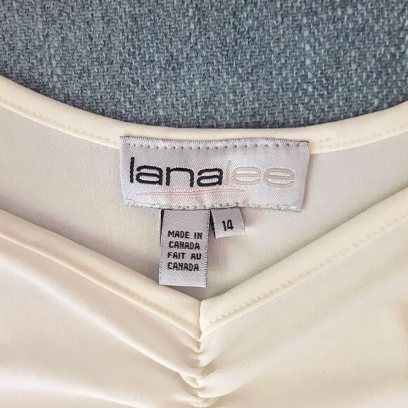 2/$35 Sale LANALEE  Camisole Size 14   Cream - Picture 3 of 3